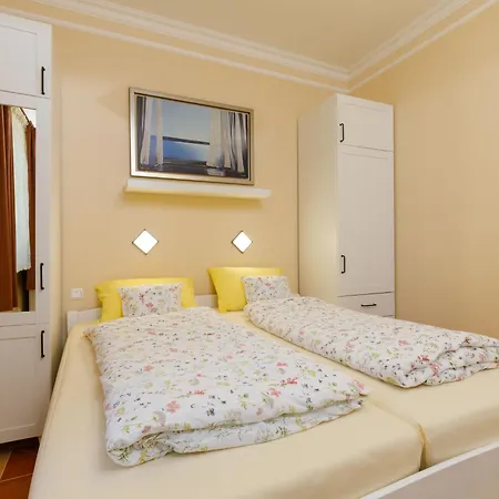 Elisabeta 01 By Interhome Apartment Balatonoszod